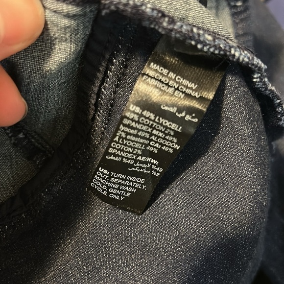 White House Black Market Dark Denim Lightweight
Button Down Military Style 2 - Picture 7 of 7